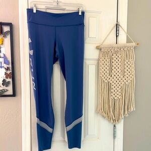 Under Armour Compression Heatgear Athletic Leggings